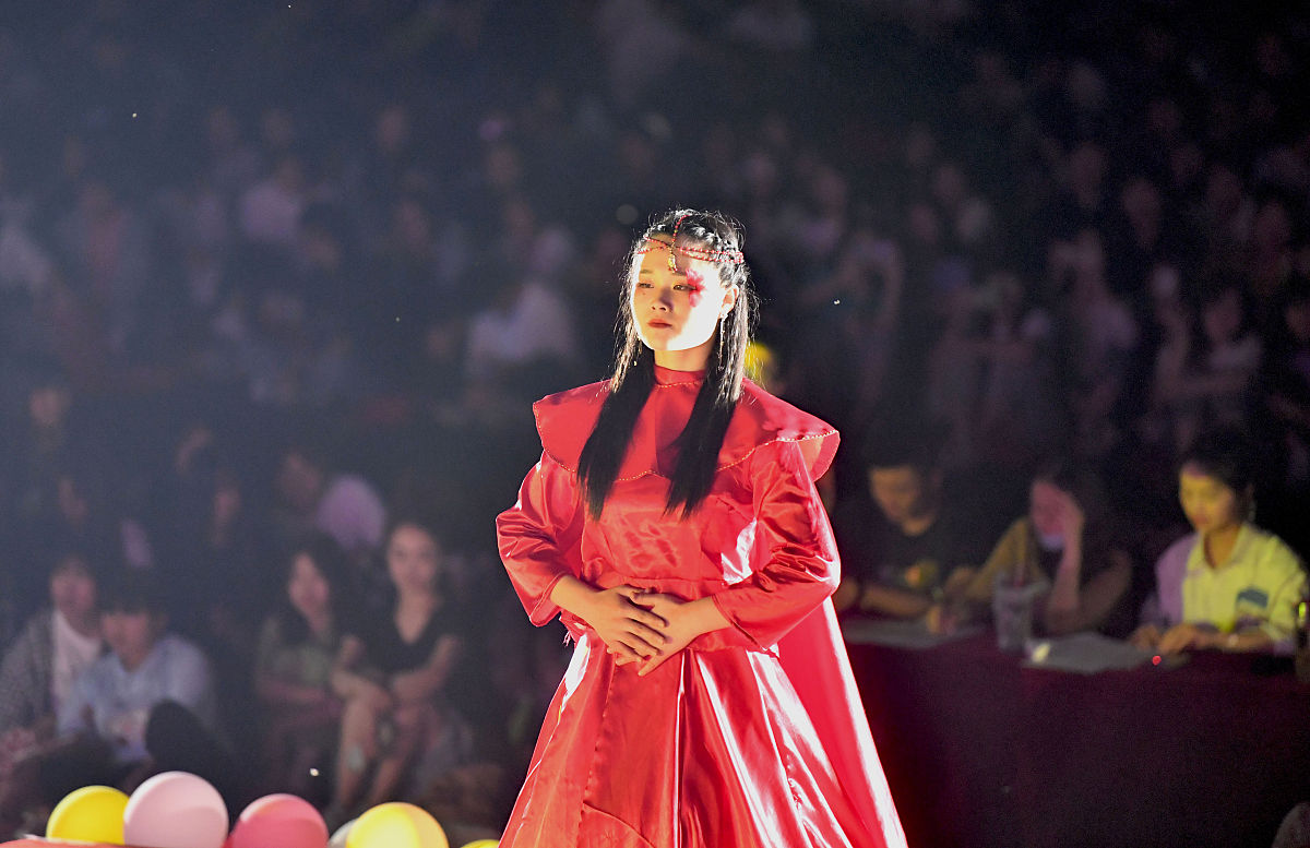 阜阳机电工业学校2023年要招多少人呢-怎么样