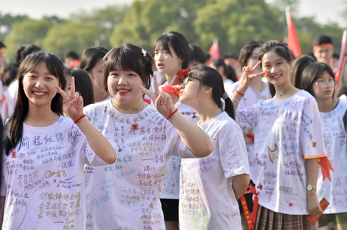 南宁女生初中毕业升读卫生学校政策解读