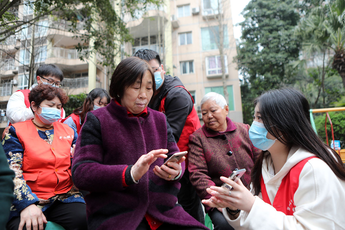 大学生社会实践报告：公益志愿者服务体验