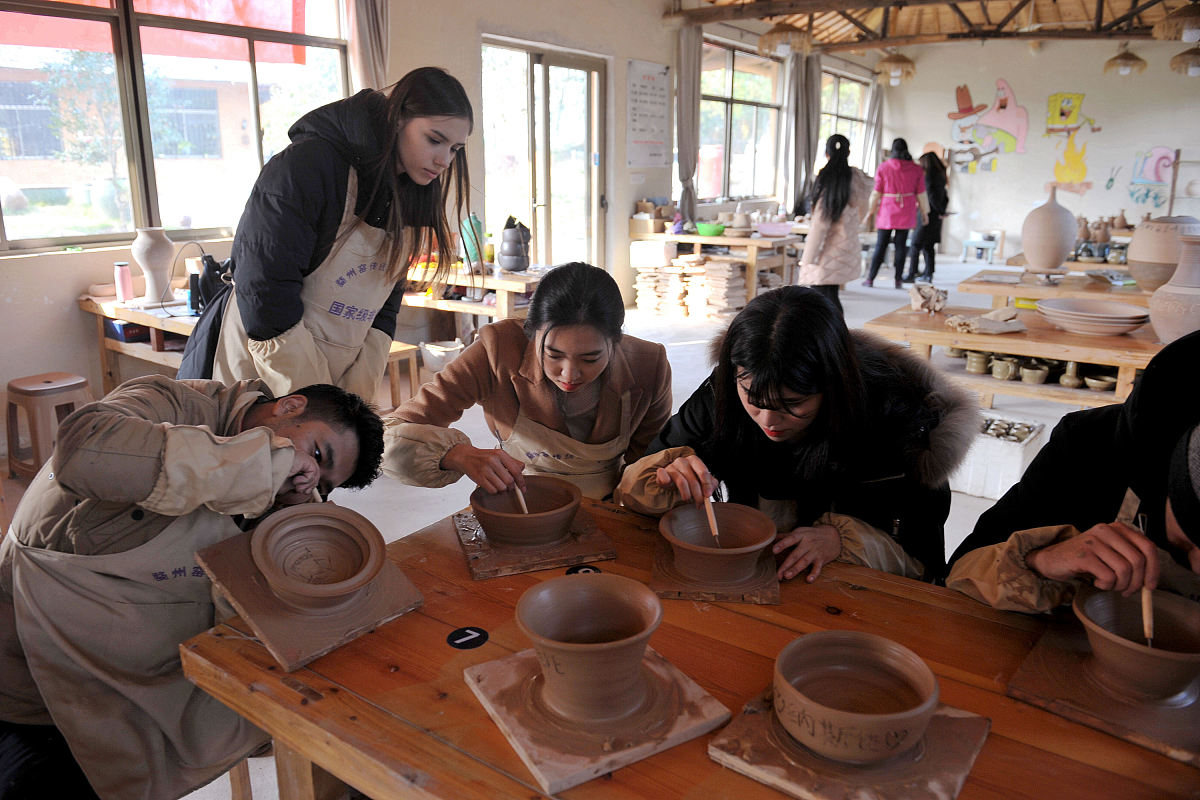 江苏陶都中等专业学校2023年有哪些专业