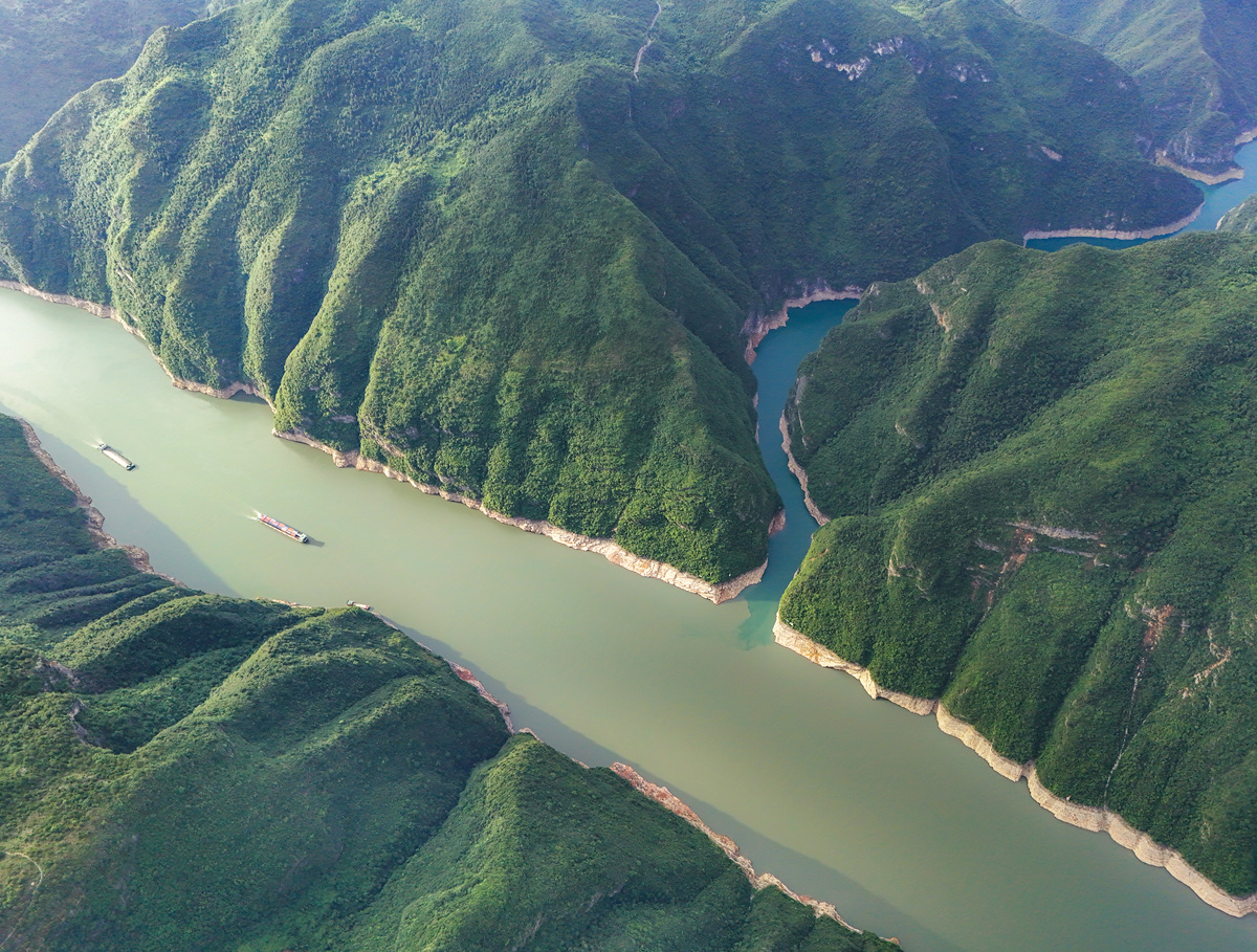 重庆在长江的什么位置