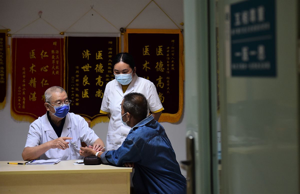 昆明市骨伤科学校三年制普通中专招生 | 培养骨伤科人才的摇篮