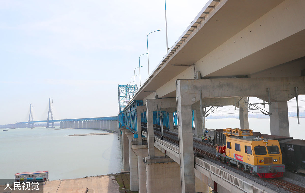 毕业于成都铁路学校在铁路行业上班好不好