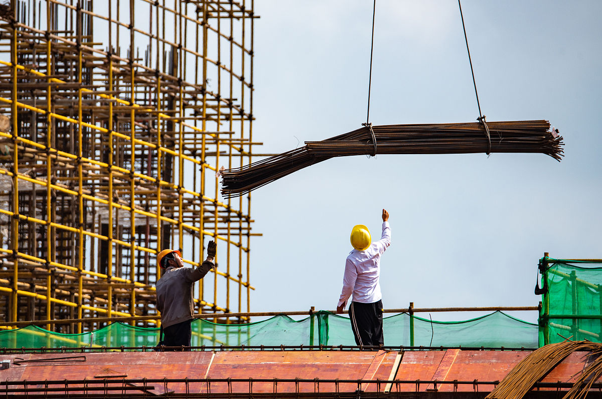 在抖音上如何精准推广建筑工地用具