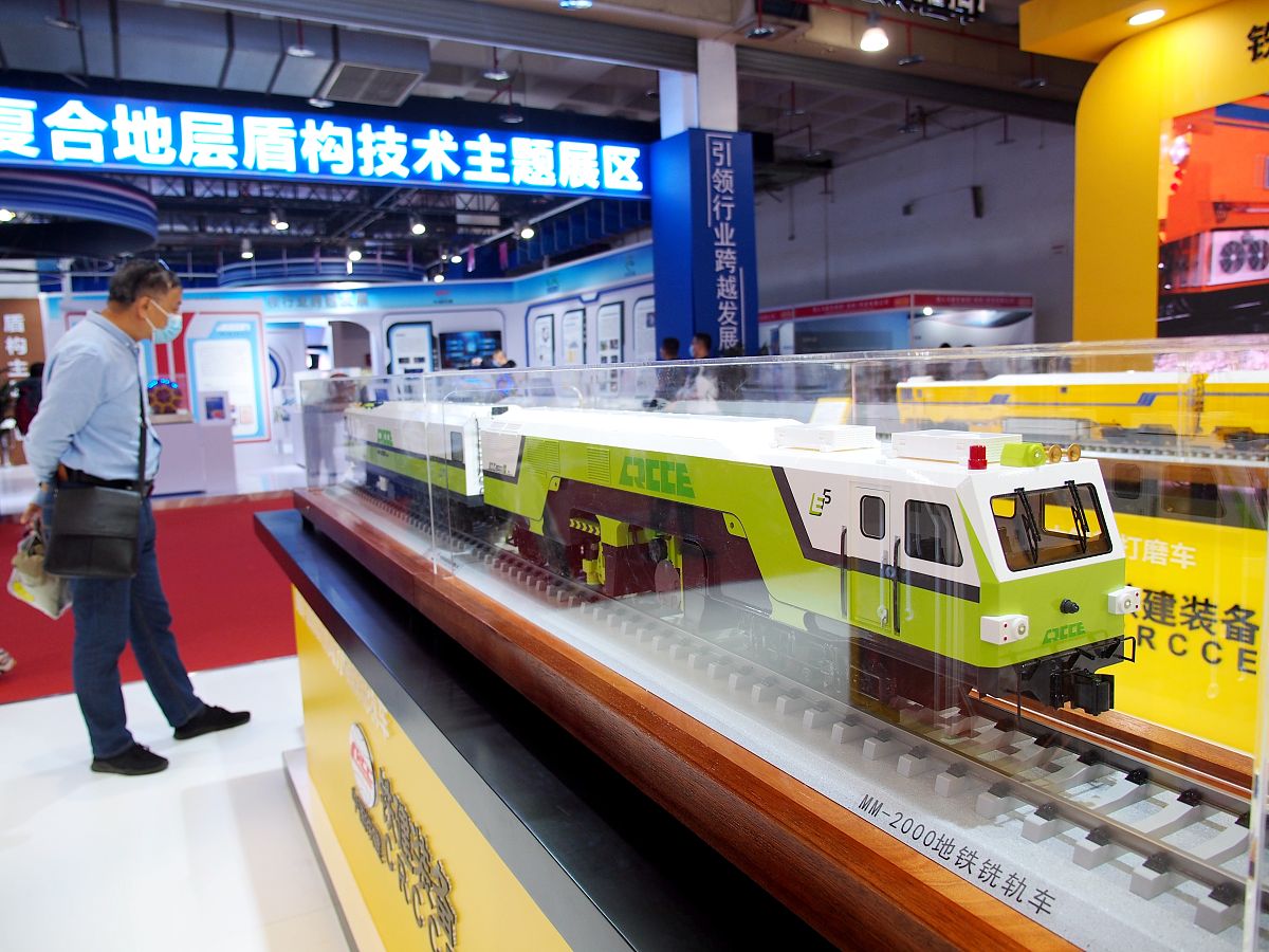 成都铁路轨道交通专业学校为什么这么热门？