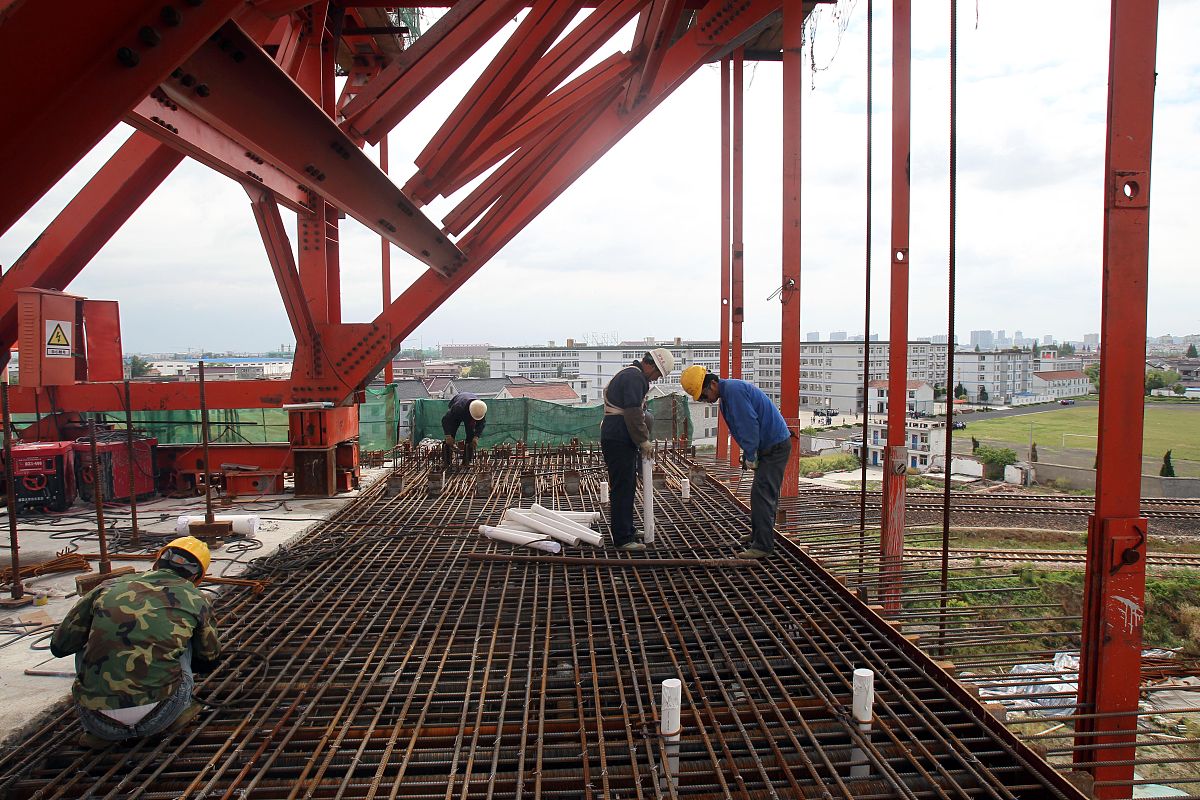 江苏铁路学校2023年女生多吗？-就业前景如何？