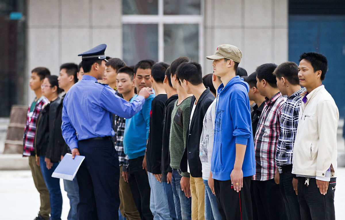 六盘水2020年男生上铁路学校学什么好