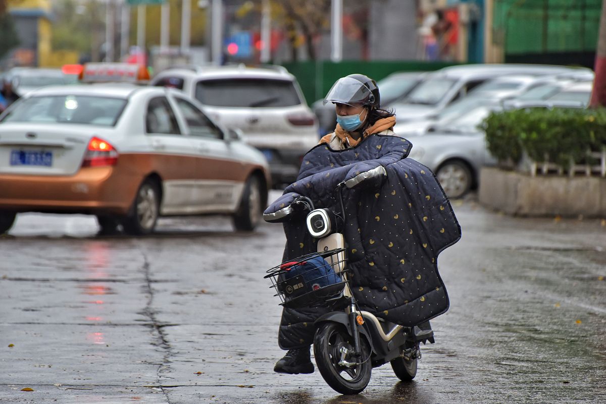 山西今日天气预报及暖心早安祝福 - {{日期}}