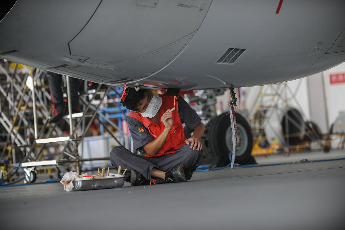 避免飞行员侥幸心理：保障飞行安全的关键