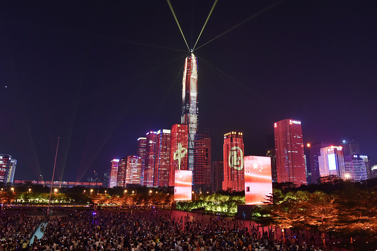 夸一下深圳市民中心灯光秀