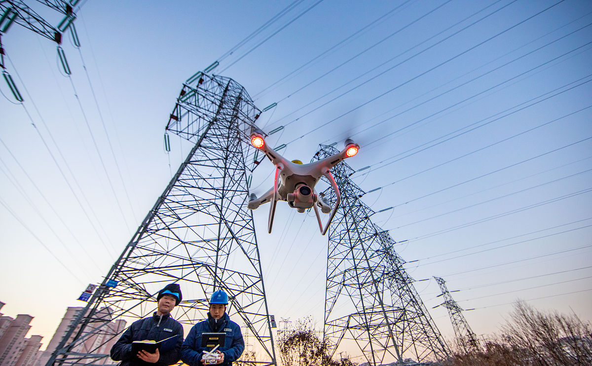 高压线无人机清障：高效安全，革新电力行业维护