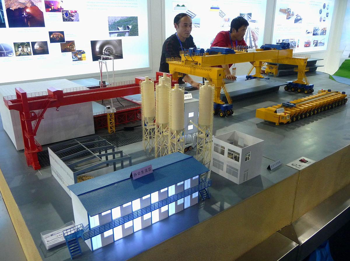 1 中国式现代化的定义是什么？2 中国式现代化的历史背景是什么？3 中国式现代化的特点有哪些？4 中国式现代化的前景如何？5 目前有哪些关于中国式现代化的最新研究成果？