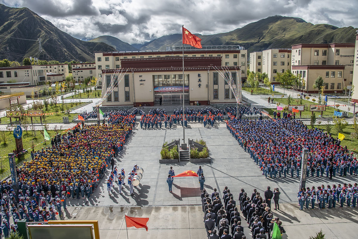 四川省彝文学校怎么样_学校是什么办学等级