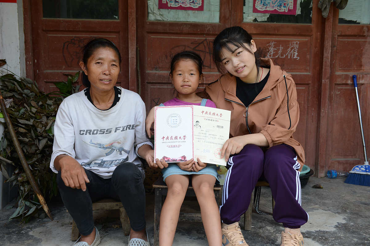 女儿初中毕业没考上高中？南昌中专3+2学校，适合你吗？