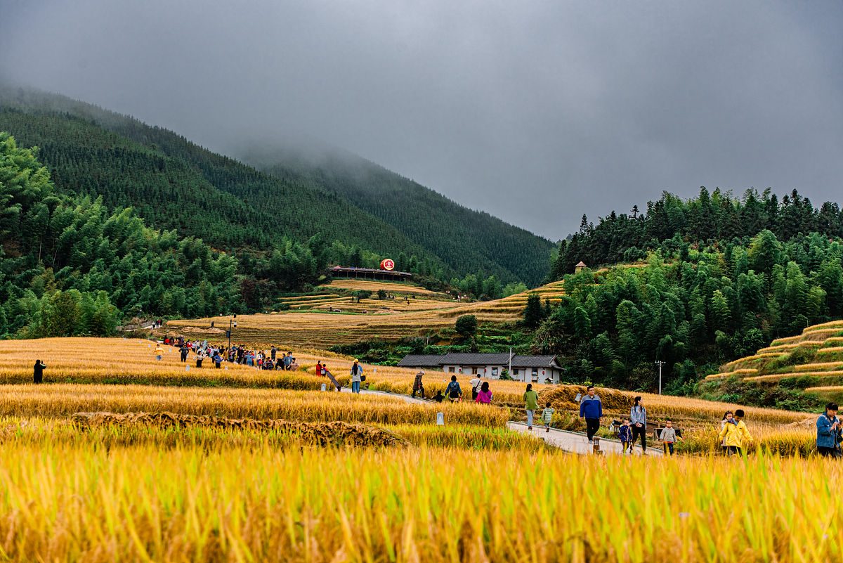 赣州电子工业学校临床医学专业学制几年？- 五年制培养优秀医护人才