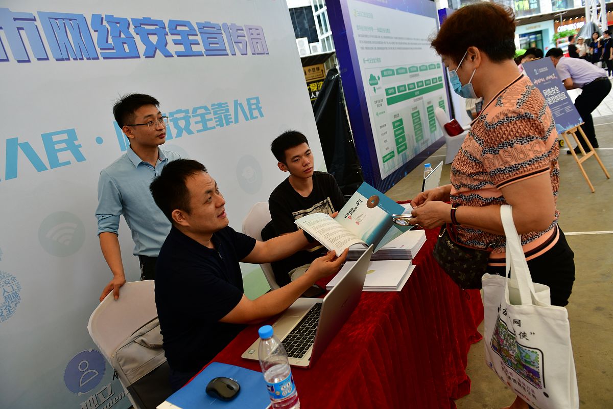 下乡过程中客户经理盲目开展授信工作把上述问题详细说明指出问题拿出措施