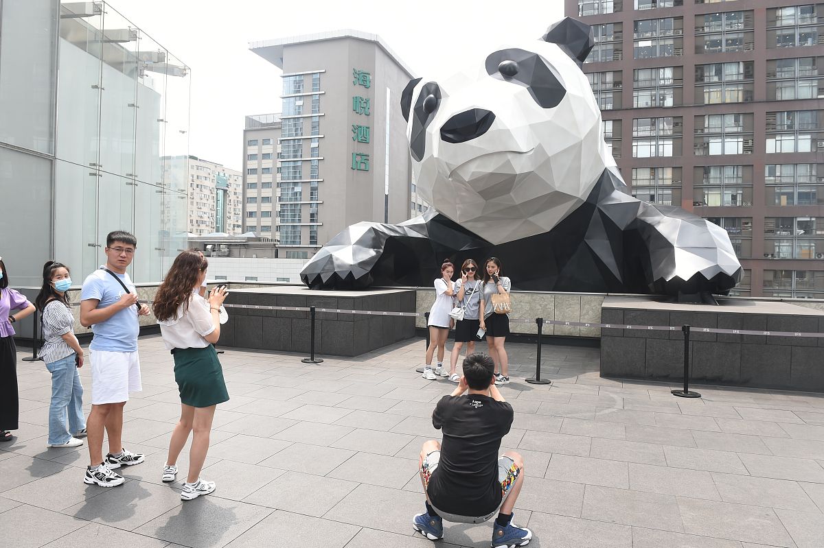 (如需下载使用,请务必署名:红星新闻 王欢/视觉中国)2020年7月6日,成