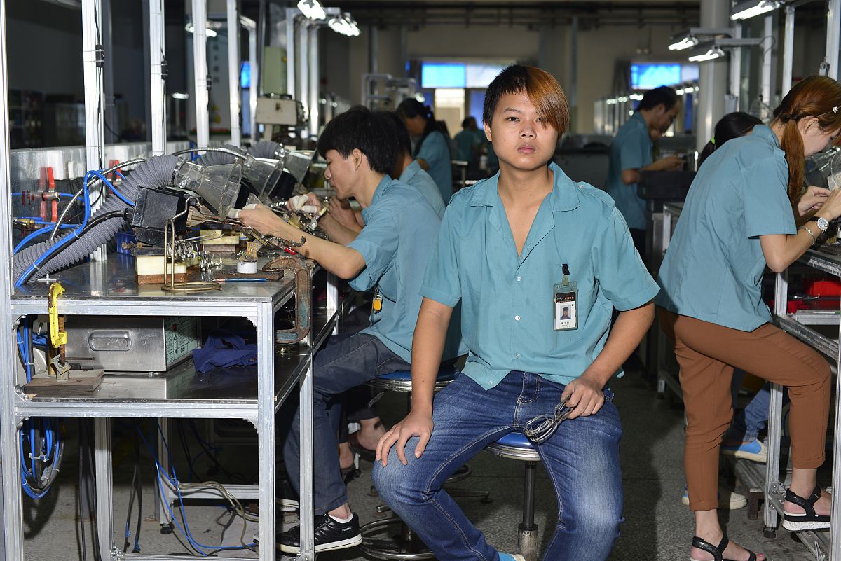 东莞翰伦技工学校2021年热门专业推荐：机械制造、电子技术等