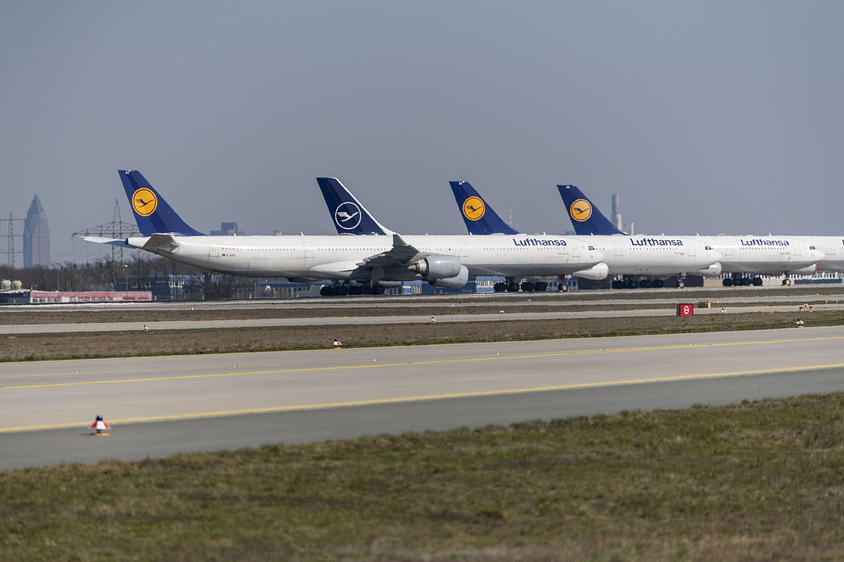 遵义航空专修学院适合女生报名吗