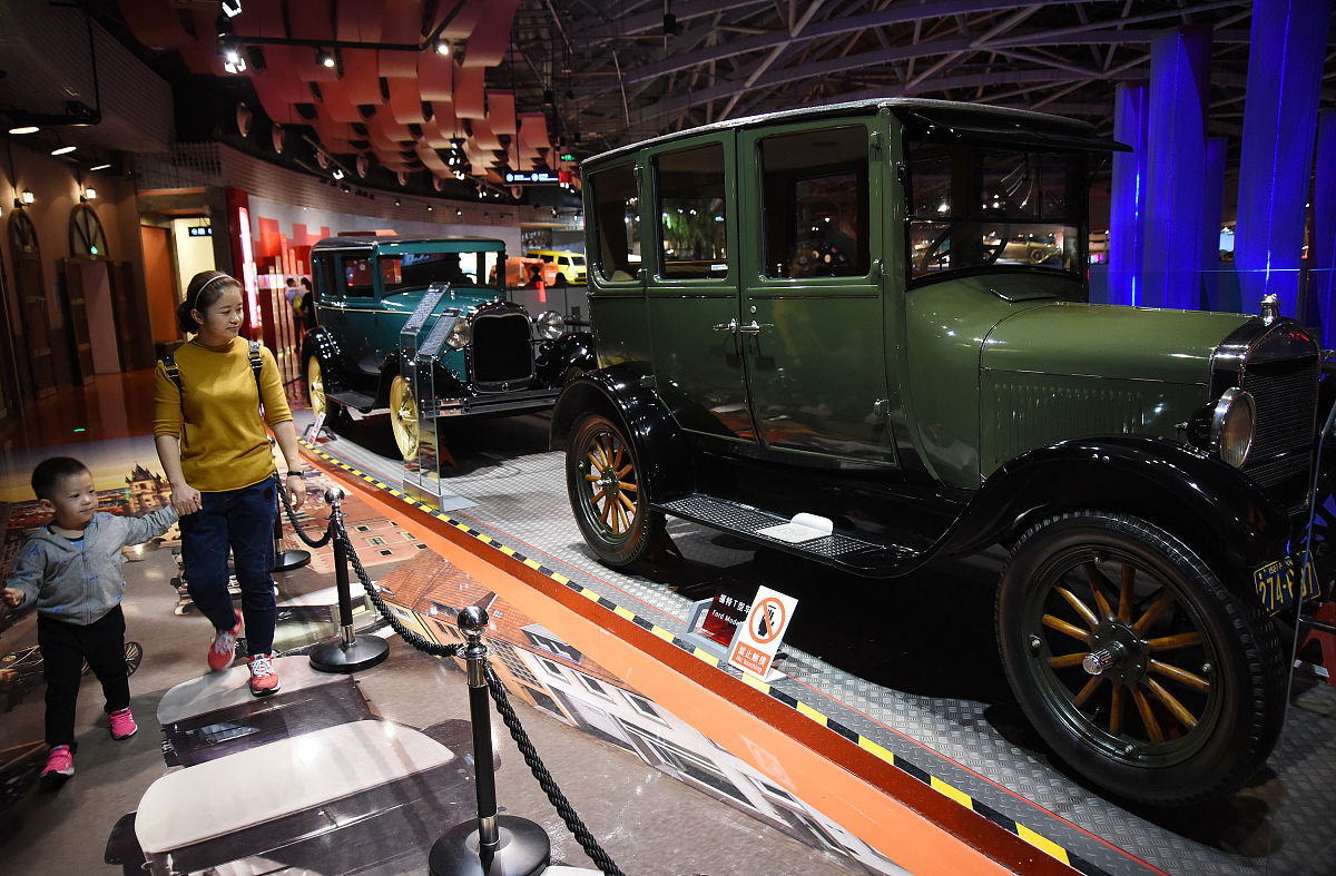 探秘北京汽车博物馆：中国汽车工业发展史及文化之旅