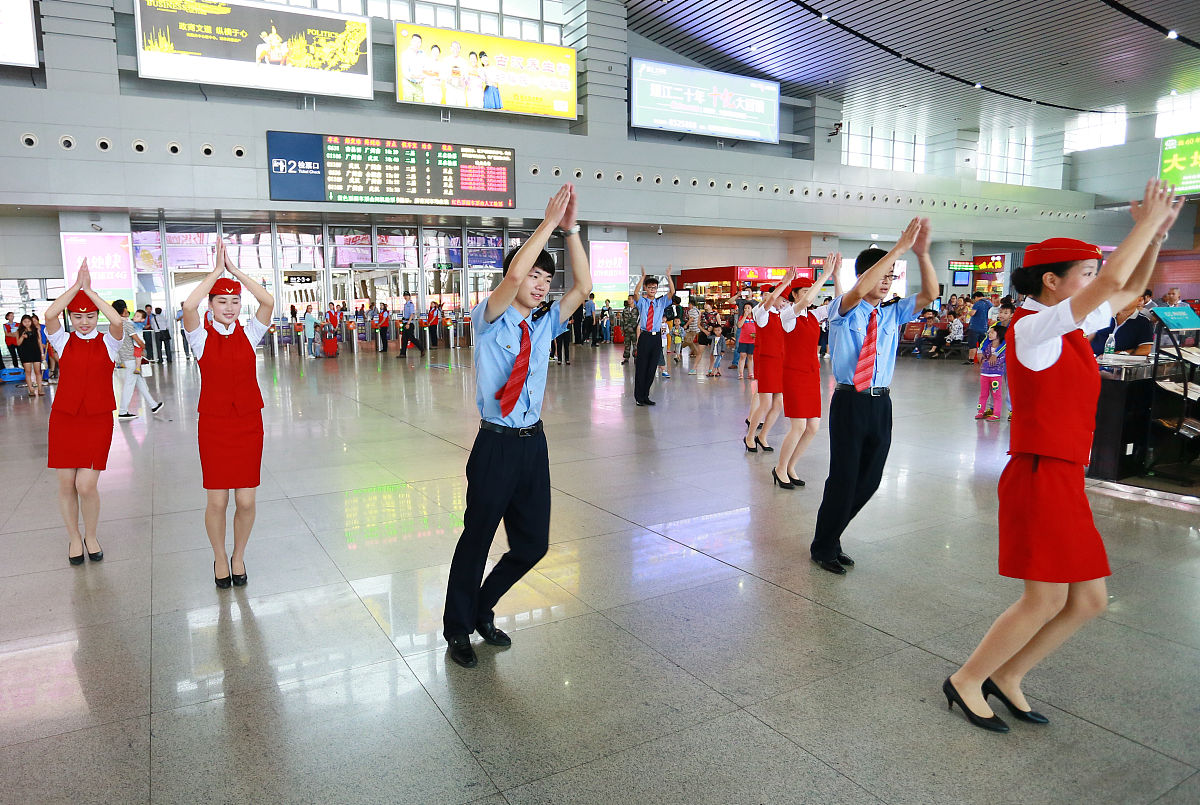 高铁专业初中毕业生可以读吗用