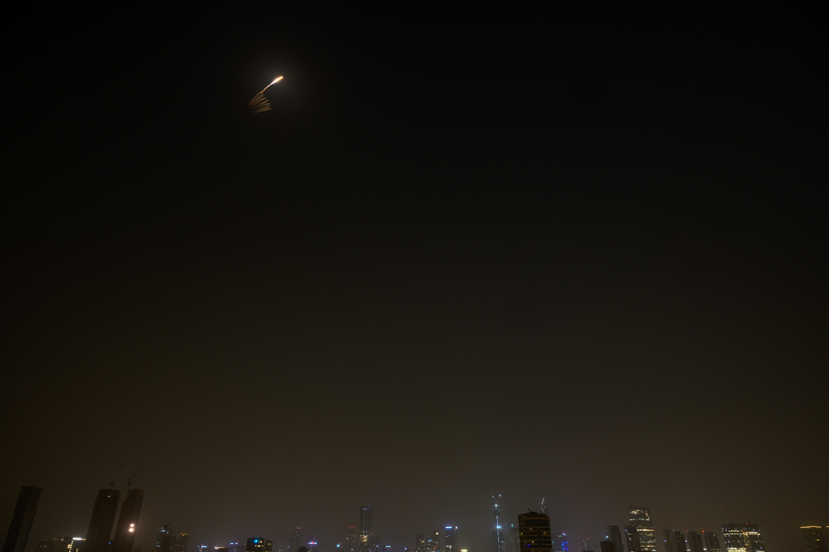 当地时间2026年4月4日,以色列特拉维夫,凌晨2点左右,.