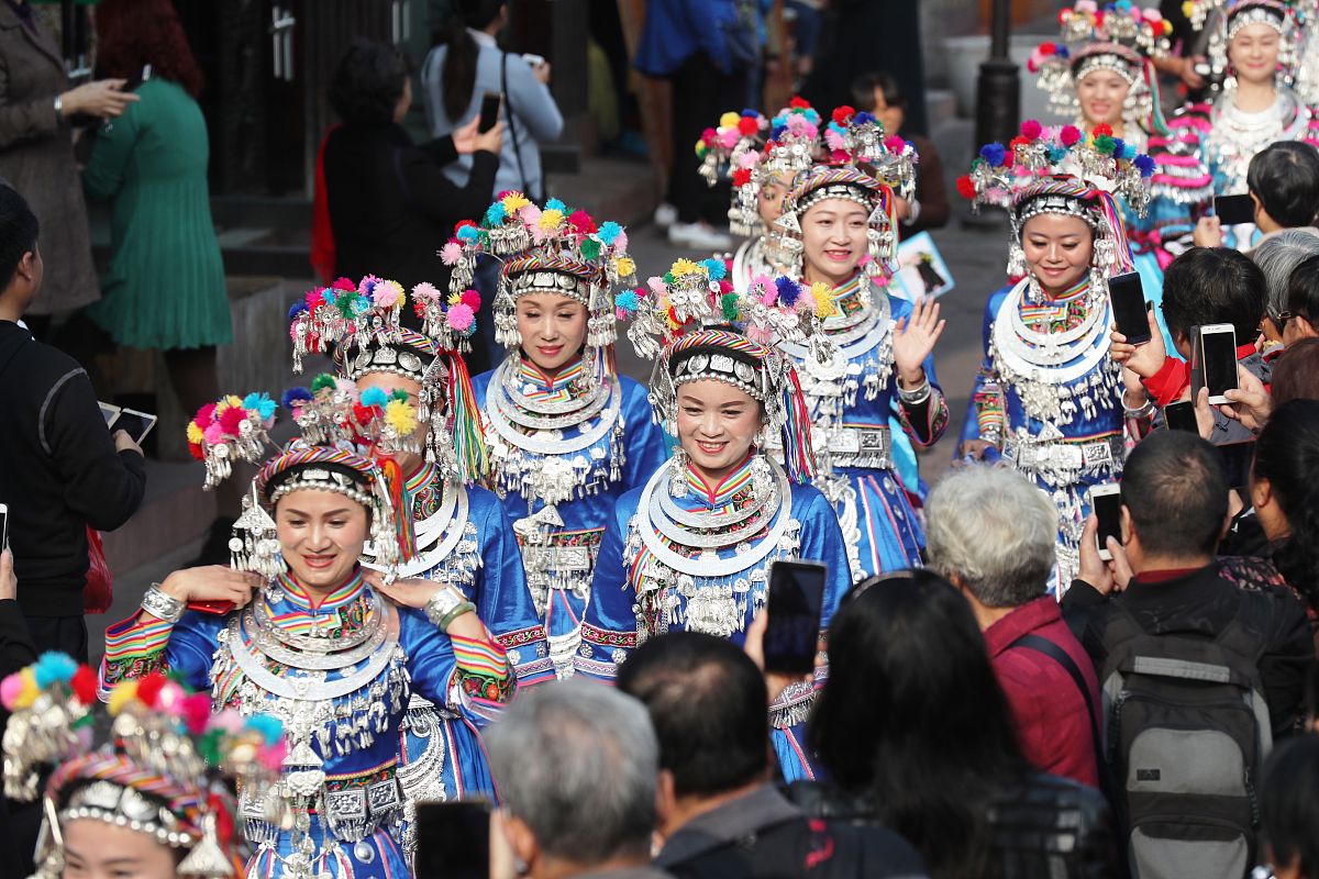 土家族是什么大 ？