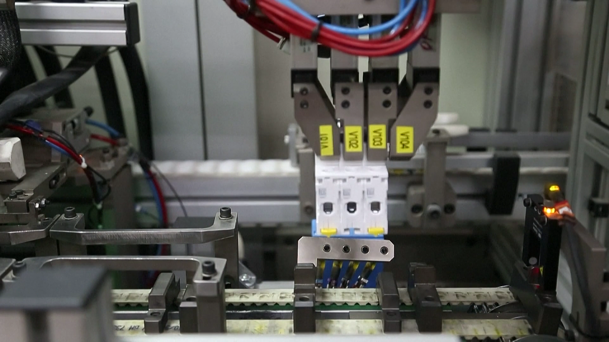 南兴封边机故障传送链故障 解决步骤帮我用210字详细描述