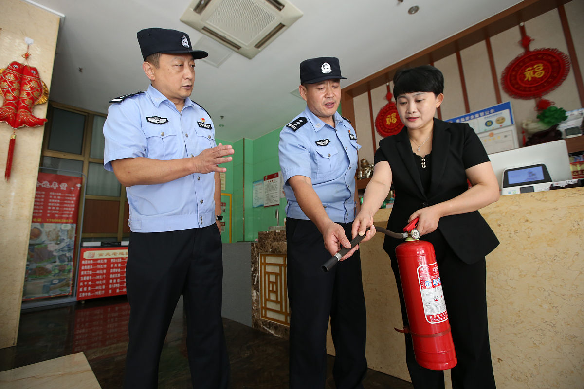 请给我写一篇1000字左右的关于派出所消防检查的工作总结