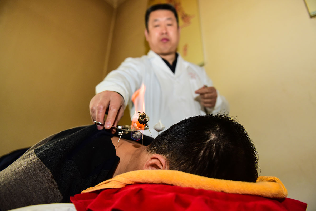 写一篇中医正骨电视宣传片的文案