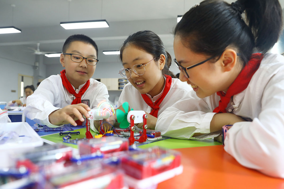 小学五六年级科学课程拓展：衔接初中学习，激发科学兴趣