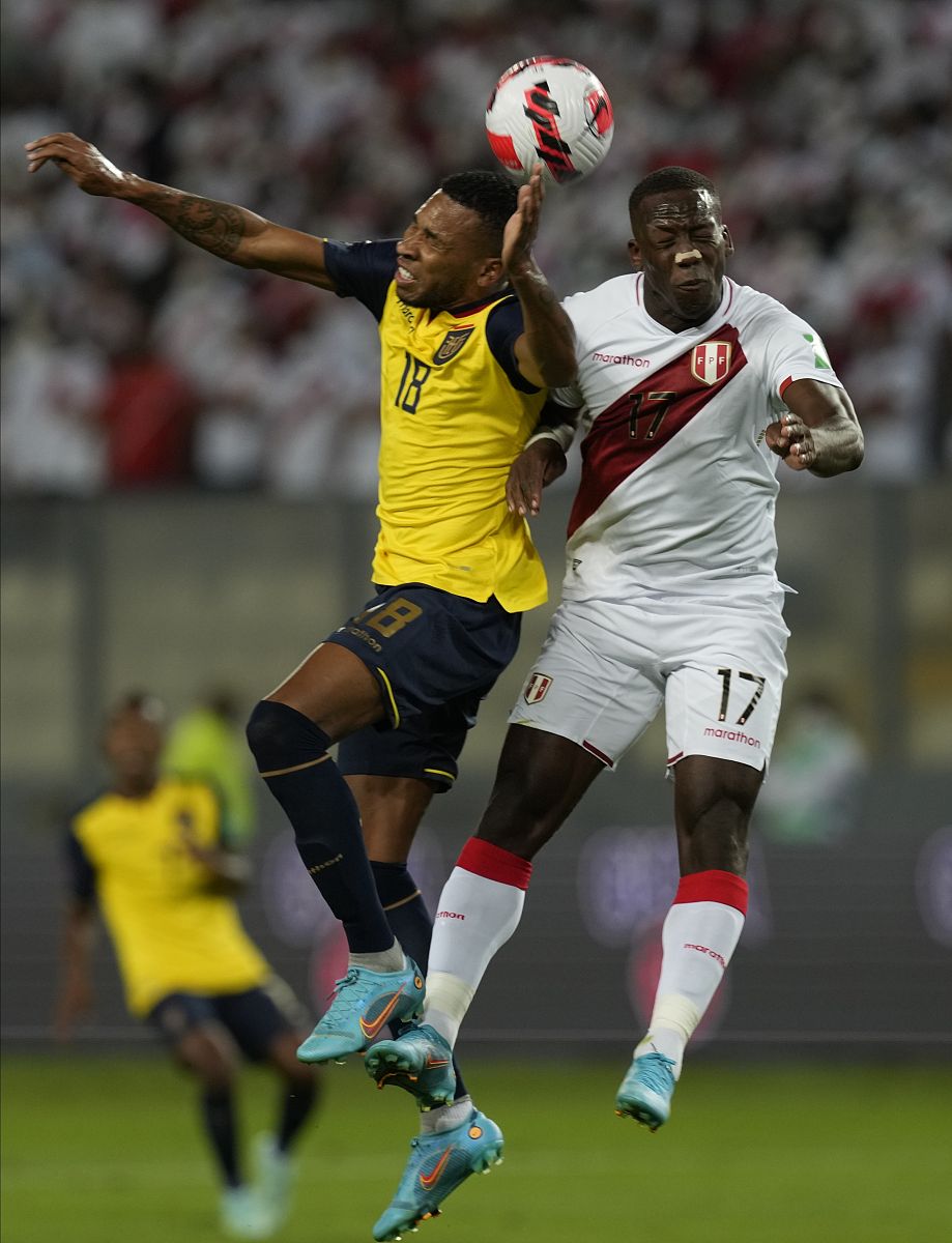 2022年2月1日,秘鲁,2022世预赛南美区,秘鲁1-1厄瓜多尔.ecuador's ayr
