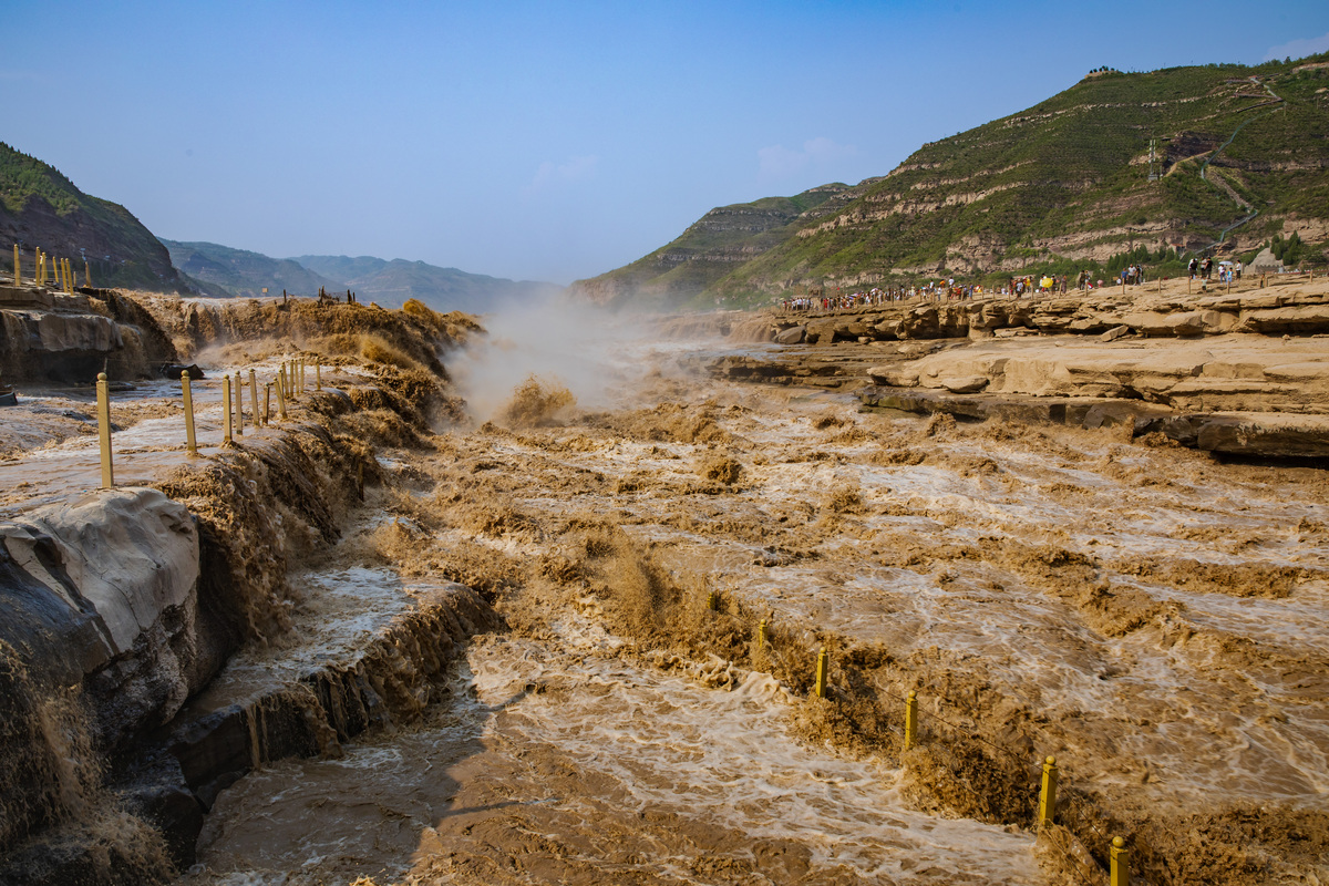 兰州黄河大坝环境与自然灾害风险分析 - 影响与应对措施