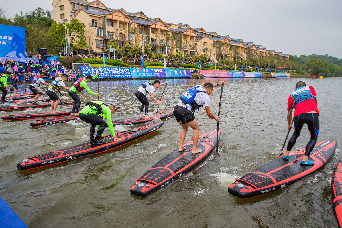 重庆中考200分能读的卫校哪家好