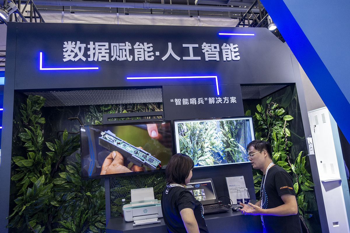 关于 阿里所有产品未来会全部接入通义千问这一新闻写一篇大多数人都喜欢看的文案