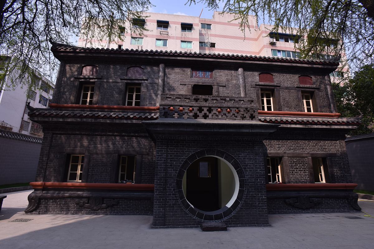 2019年成都市建筑职业中专学校招生专业及计划