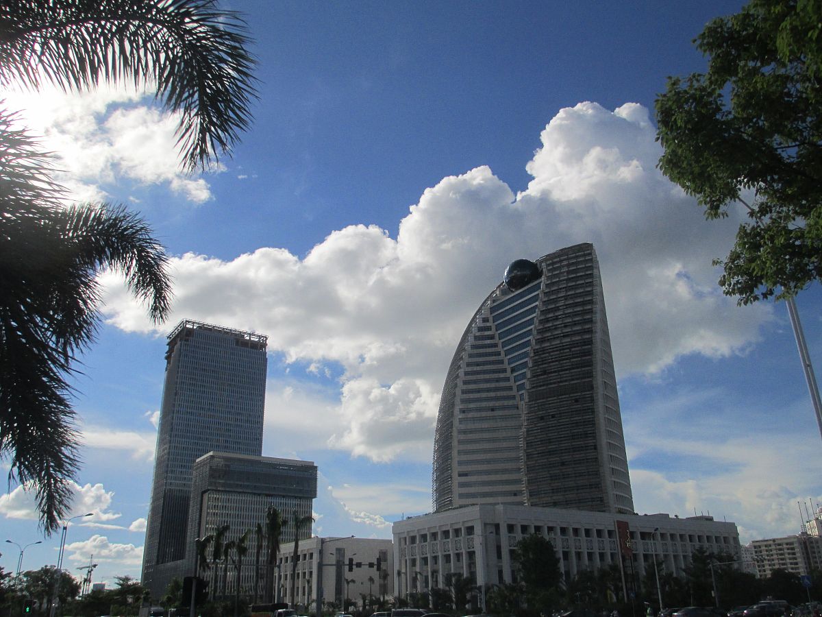 高中毕业生个人自我陈述范文 800字