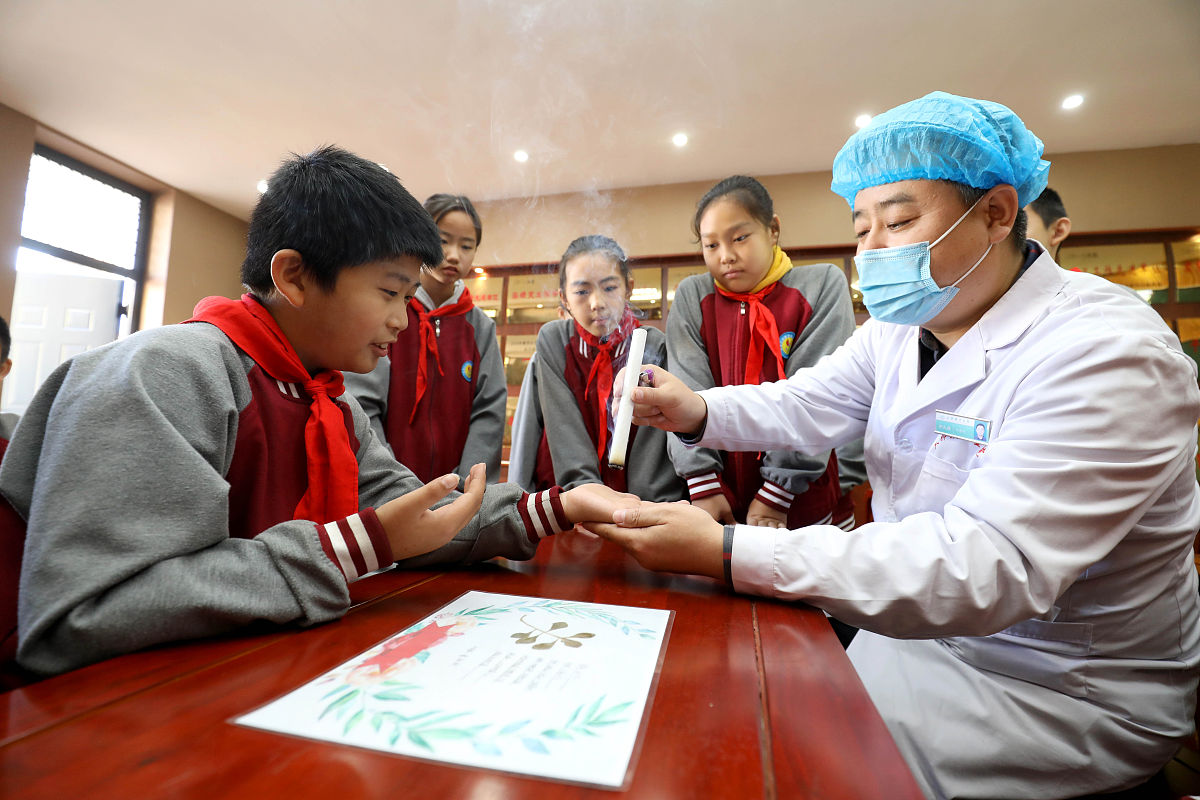 重庆职业学校中医学专业优势：学好中医，未来可期