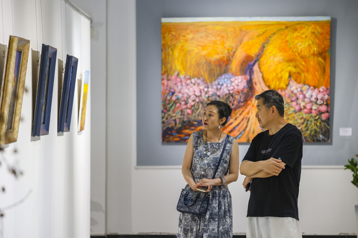 西安残疾人艺术职业学校油画专业就业前景分析 | 职业发展方向