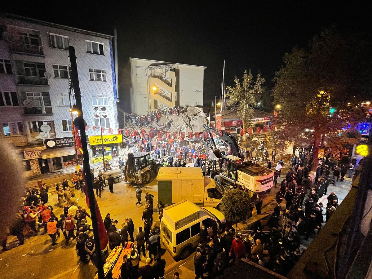 VHDL 8-bit Adder with Carry-in and Carry-out