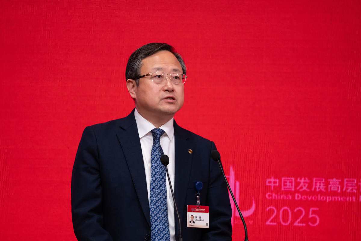 中国电信贵州分公司副总经理王炳华：推动公司发展，贡献社会公益