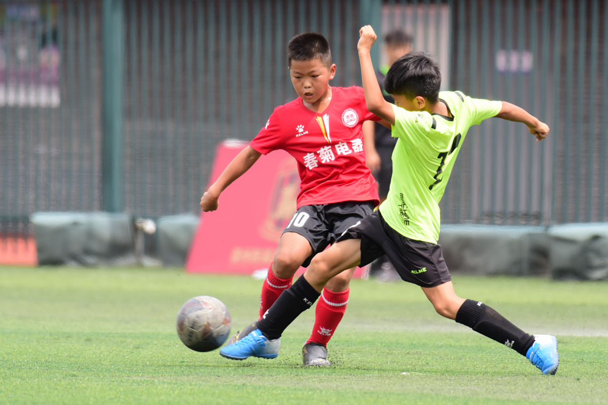2021年7月16日,江苏苏州,2021苏州青少年暑期足球赛7月16日赛况.