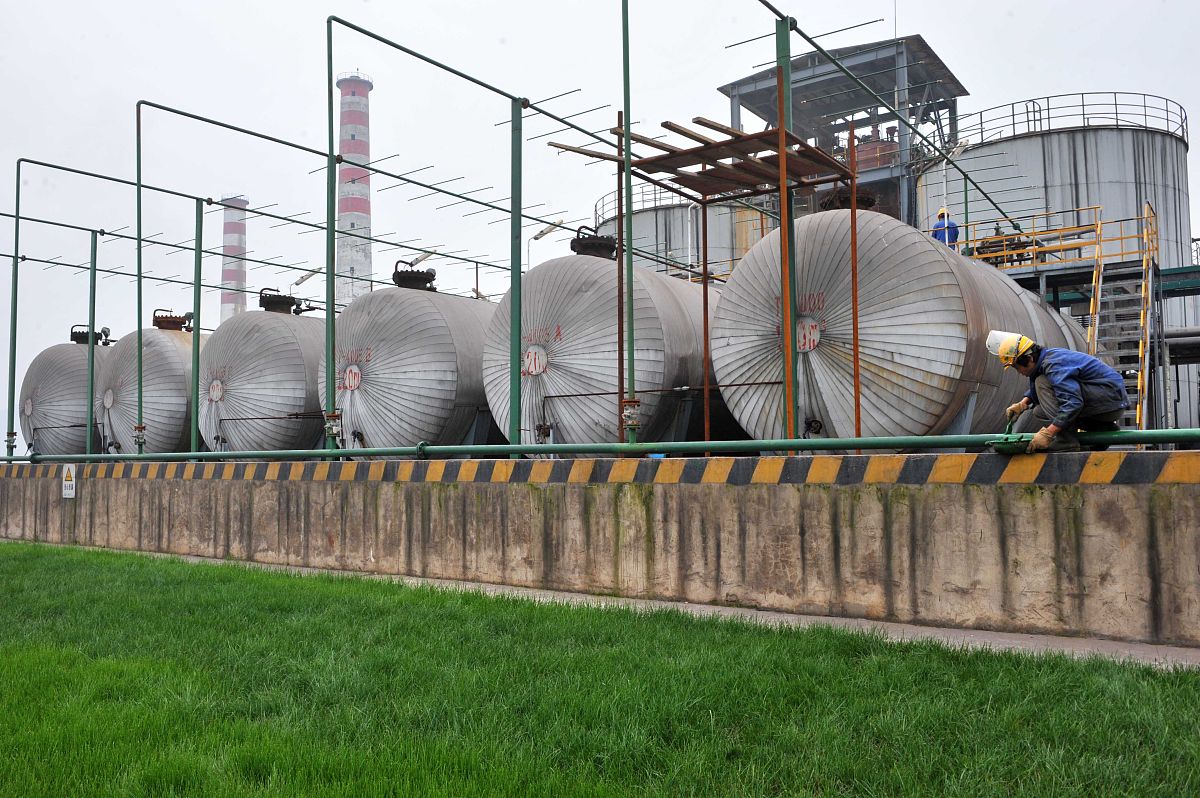 LNG气化器水泥底座的缺点及替代方案