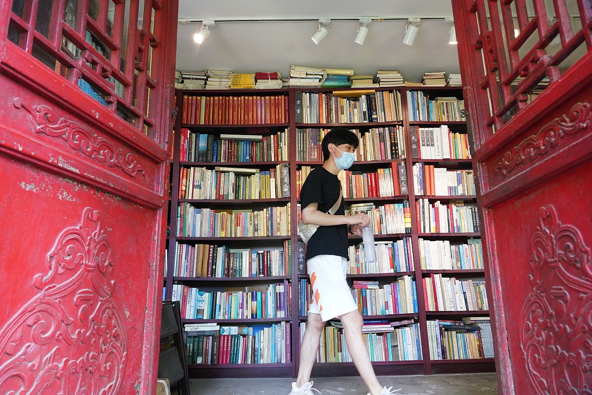 莫言风格短篇小说：乡村的味道