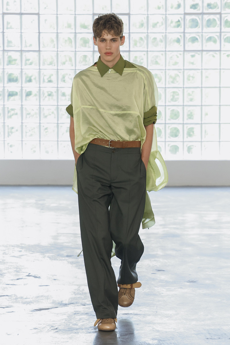 2023年男生流行服装趋势预测：舒适休闲风尚