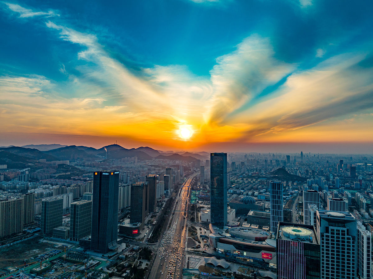 2022年2月6日,济南cbd夕阳航拍.