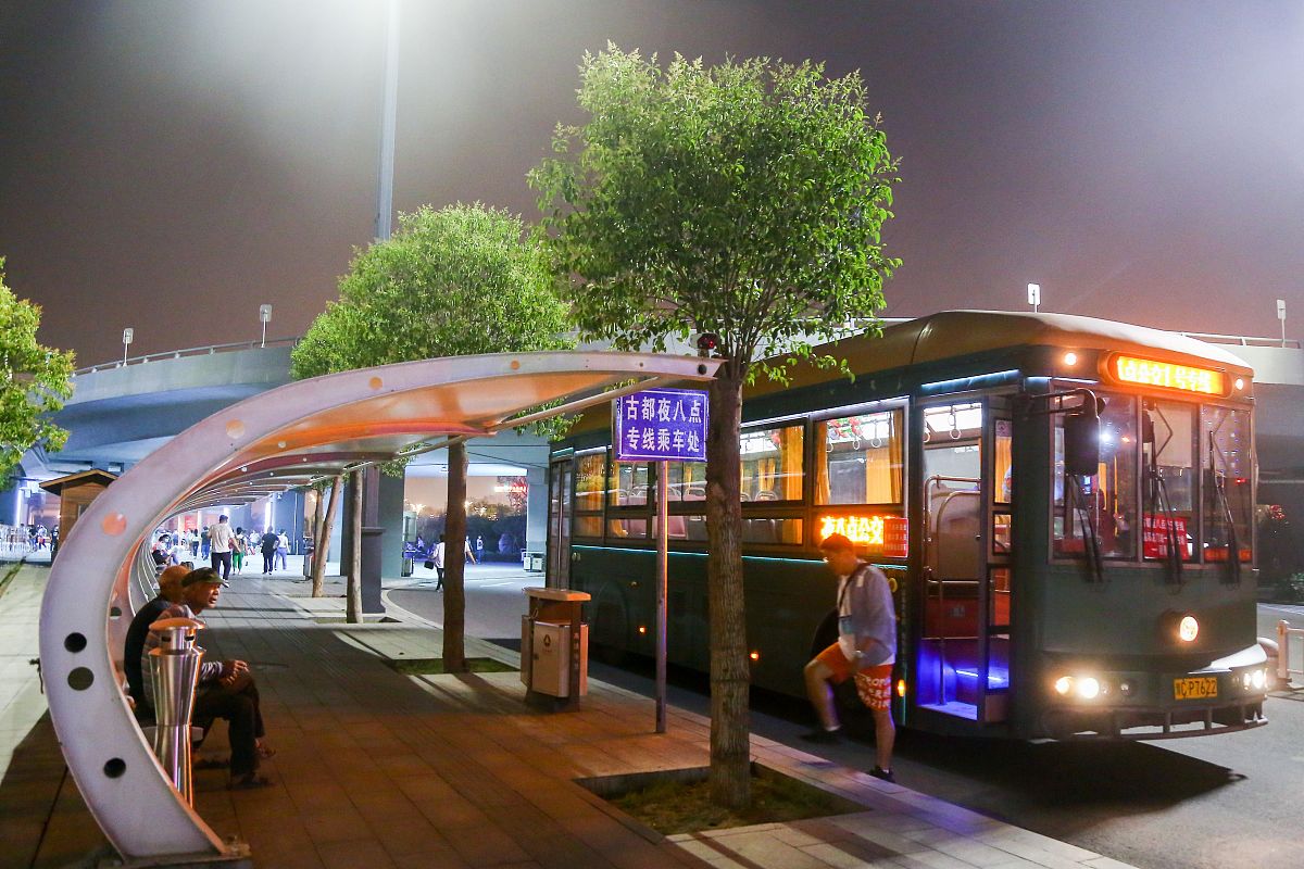 重庆高铁学校：多元化专业助力职业发展