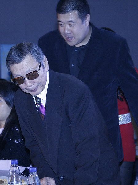 混混偸大爷钱包被小男孩看见是什么电视剧回答加拓展。