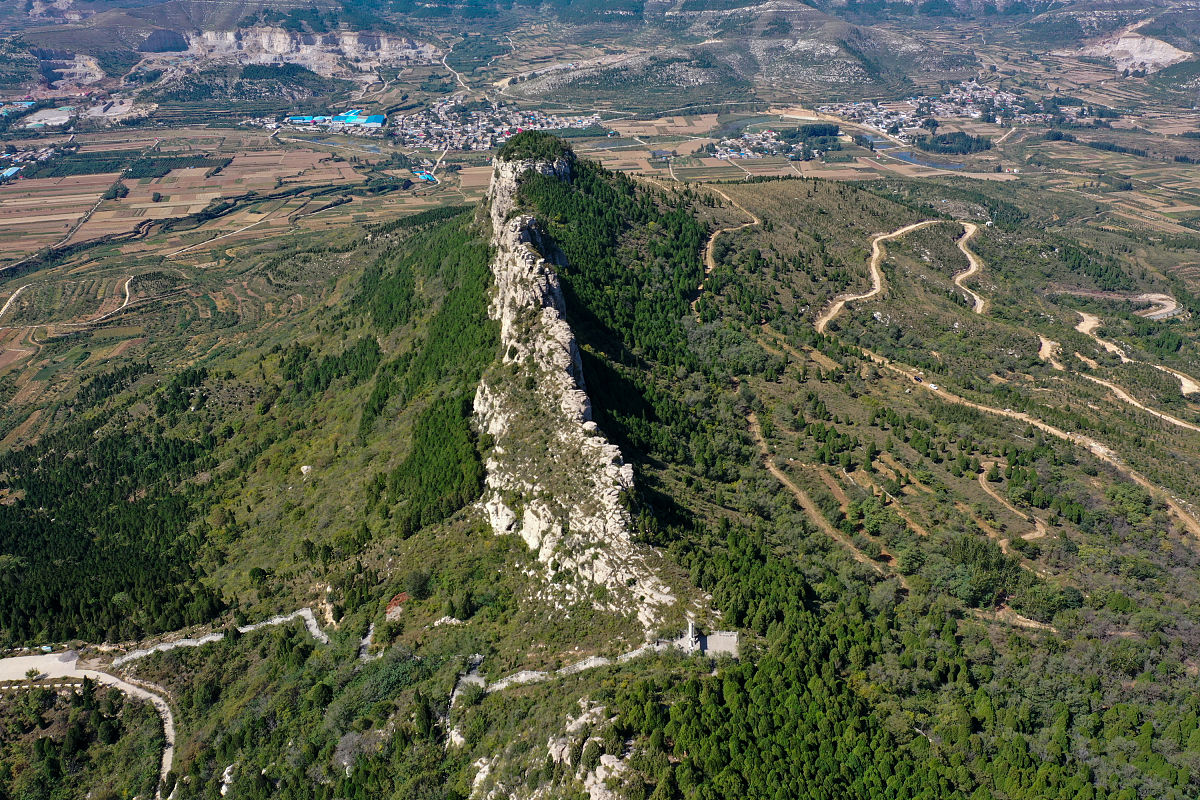2019年10月05日,航拍济南长清马山.马山是泰山的姊妹山,主峰海拔512.3