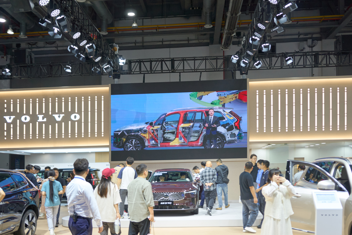 值此国际车展进行之时店端同步进行车展分展场促销活动的建议和活动分析